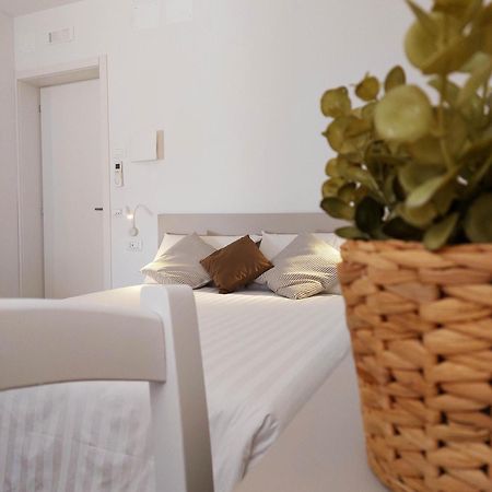Affittacamere Casa Lilibet San Benedetto del Tronto Eksteriør billede