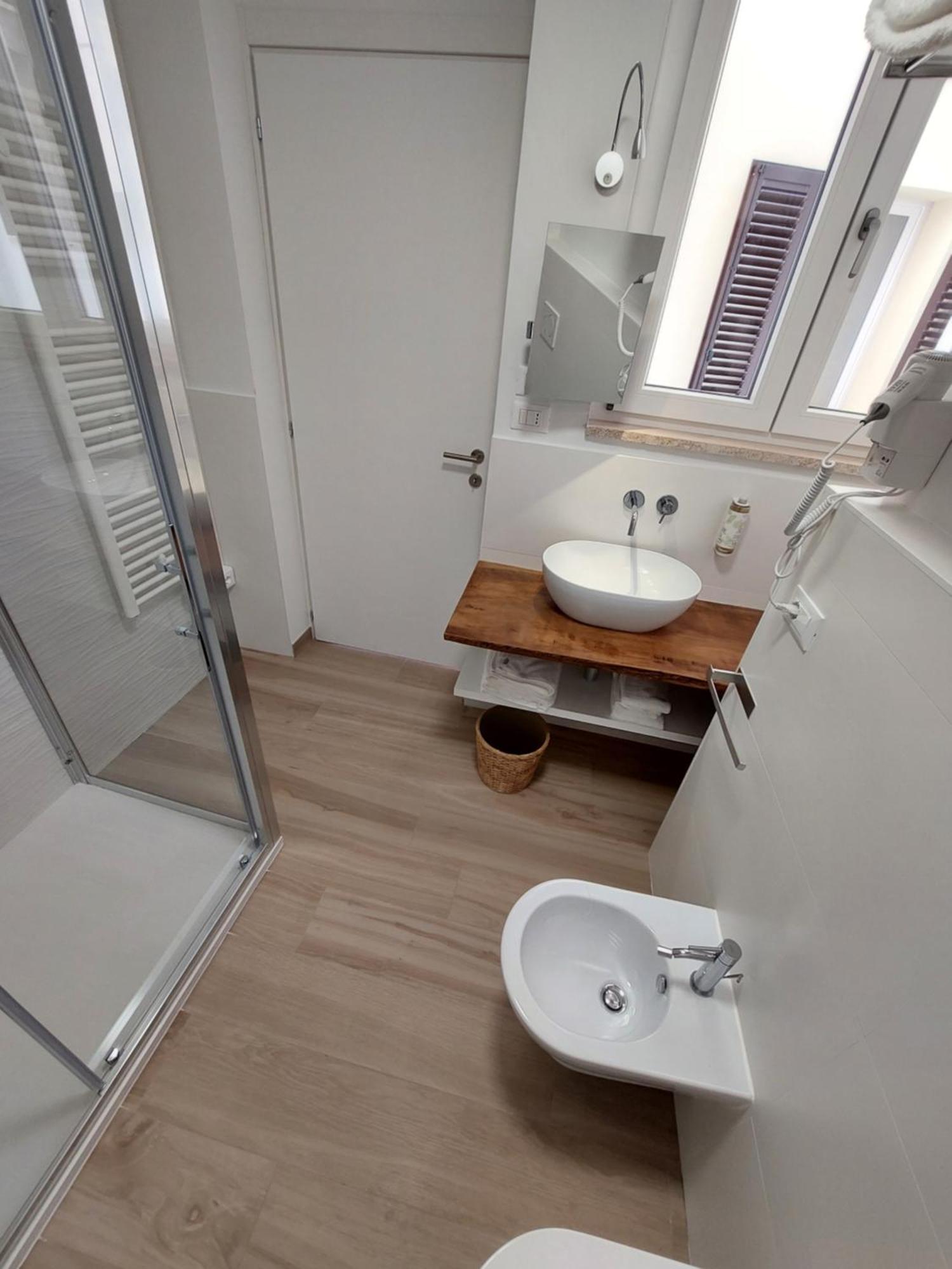 Affittacamere Casa Lilibet San Benedetto del Tronto Eksteriør billede